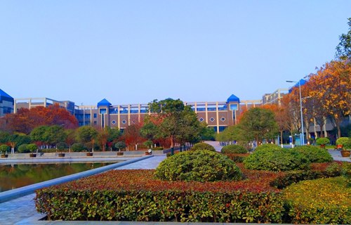 开封文化旅游学校2022年学费多少